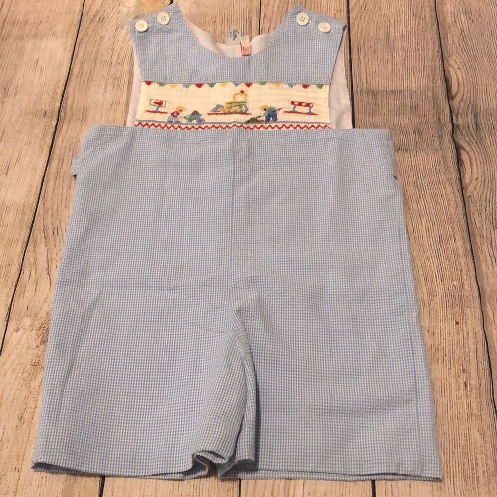 5t Used Smocked Boys Shortall.